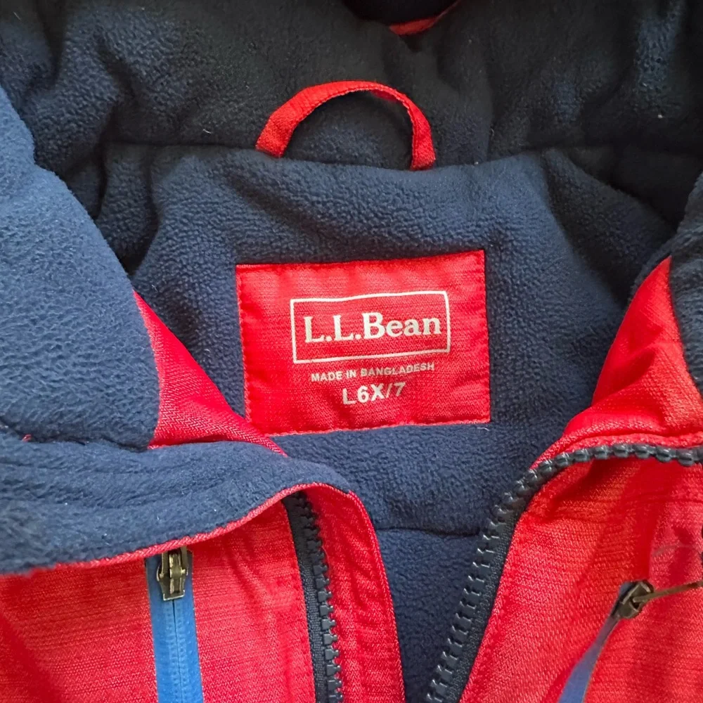 LL Bean kids insulated winter jacket 6x/7 - Picture 5 of 5